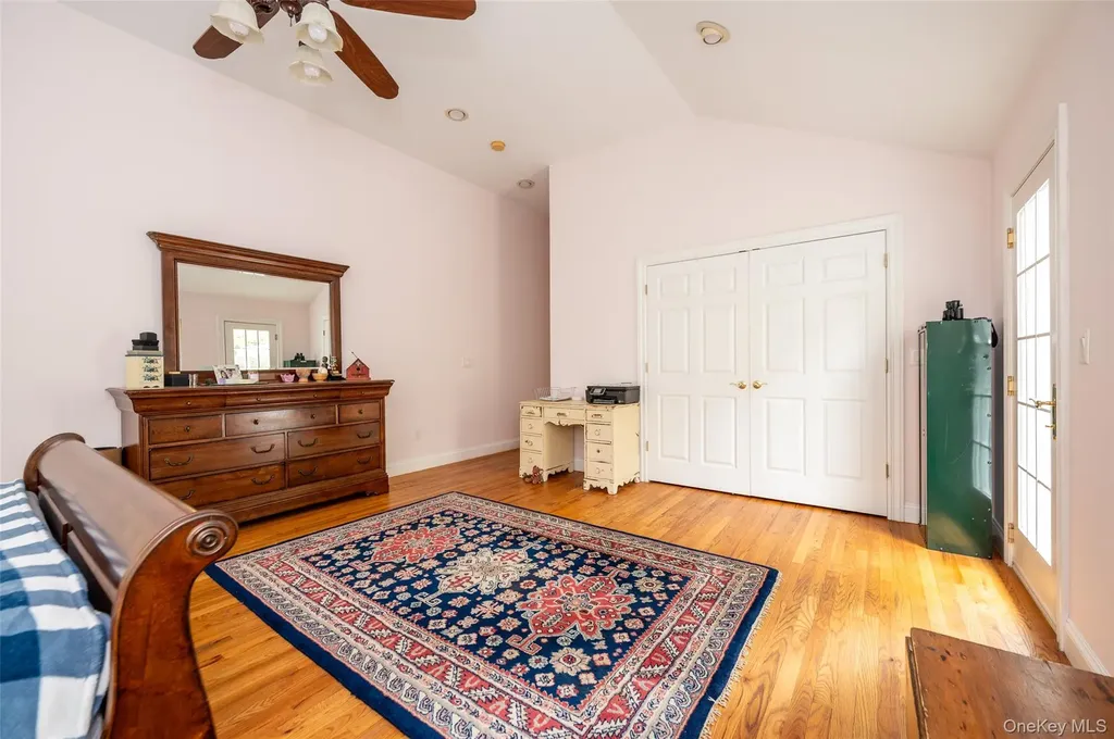 102 Warren Street Somers NY 10589