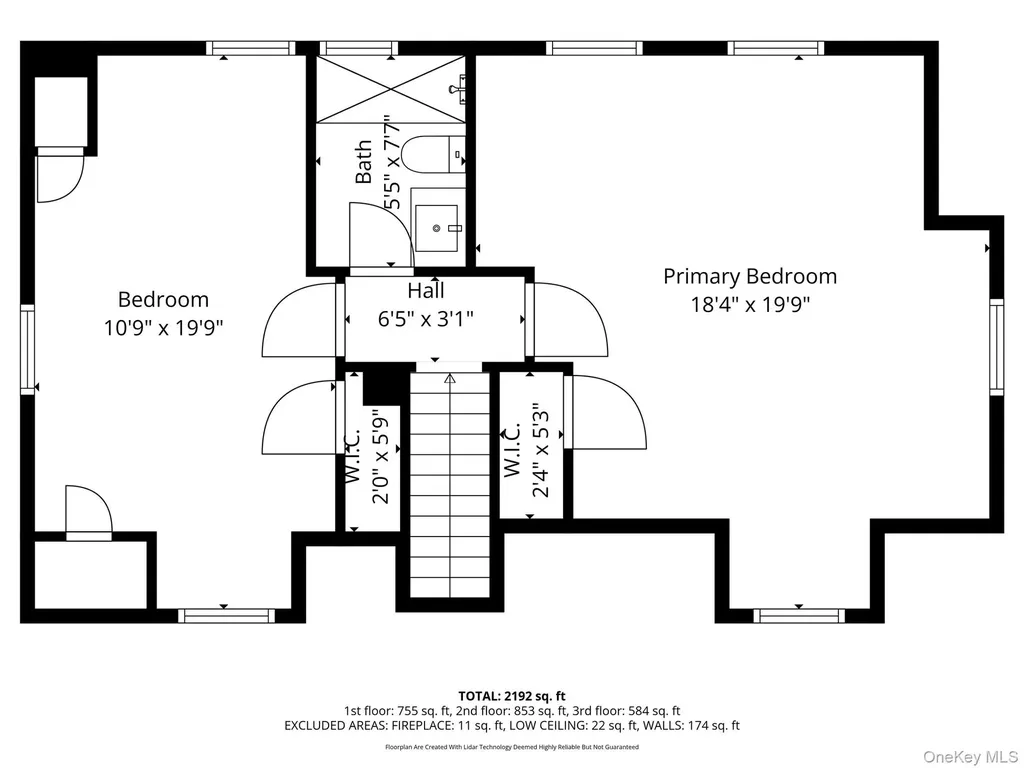 18 Maple Place Huntington NY 11743