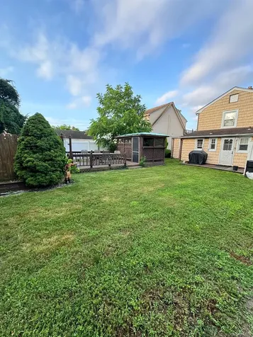 318 Felter Avenue Hewlett NY 11557