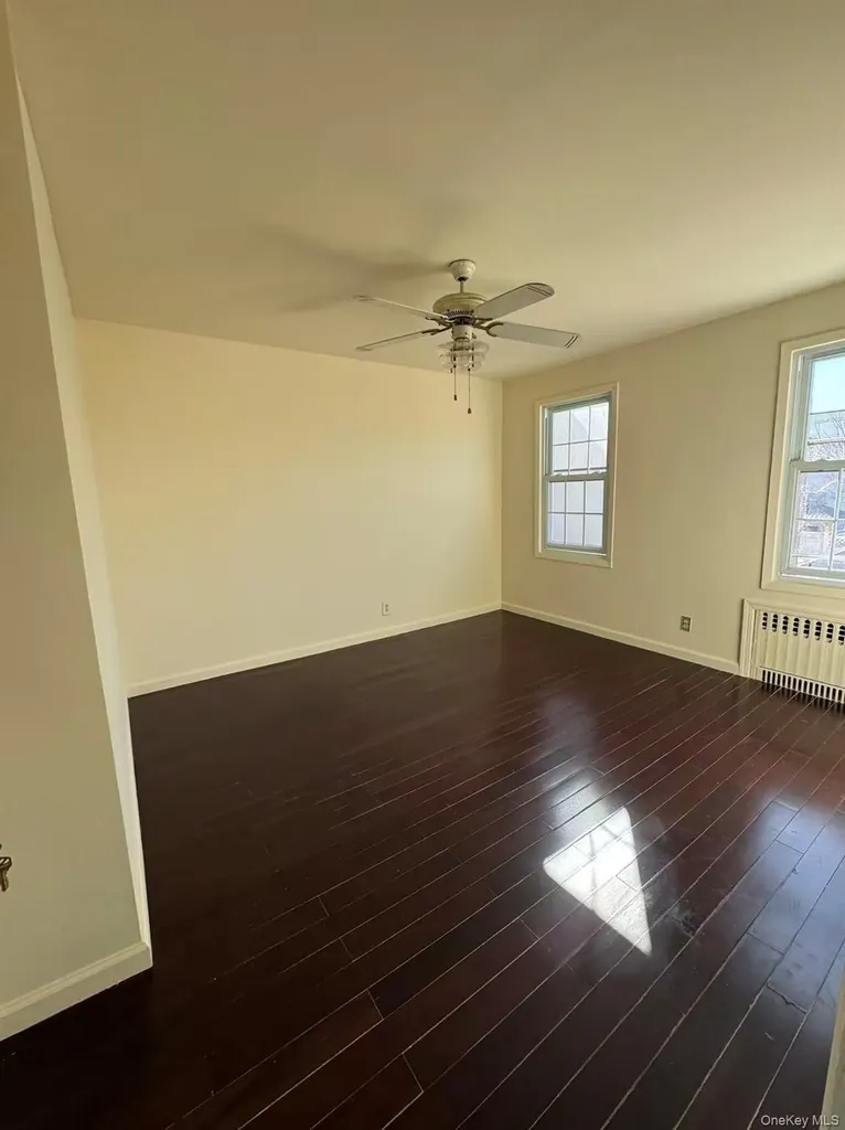 52-16 69th Place Maspeth NY 11378