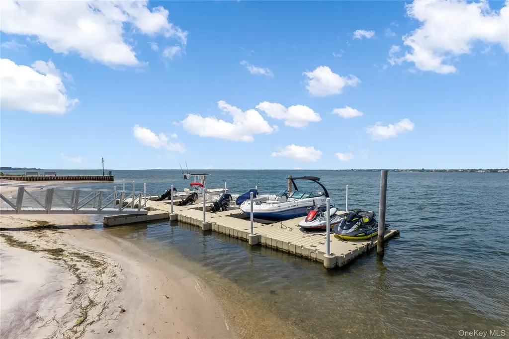 580 Dune Road Westhampton NY 11978