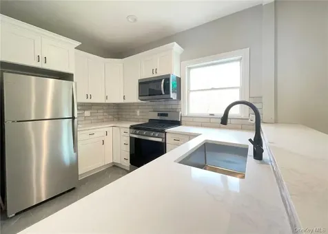 829 W Boston Post Road Mamaroneck NY 10543
