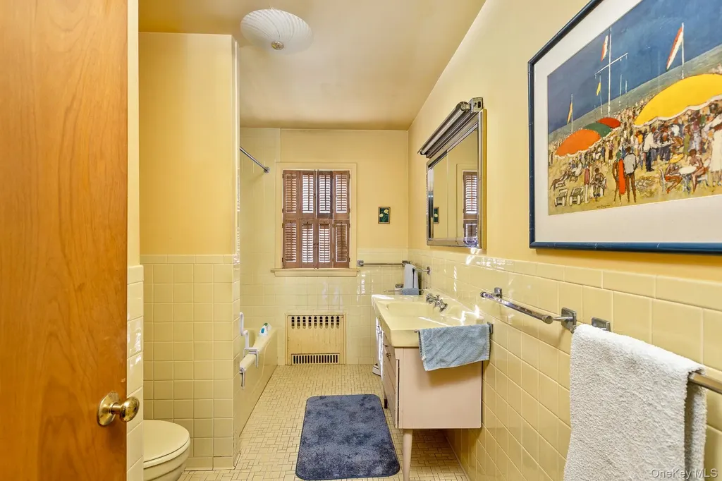 43 Halsey Road Remsenburg NY 11901