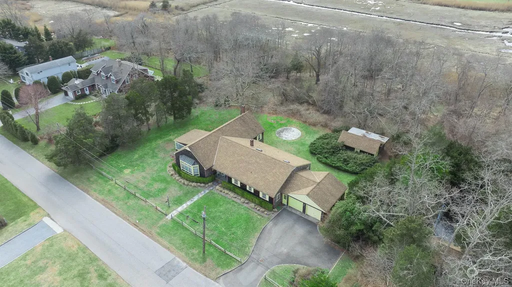 43 Halsey Road Remsenburg NY 11901