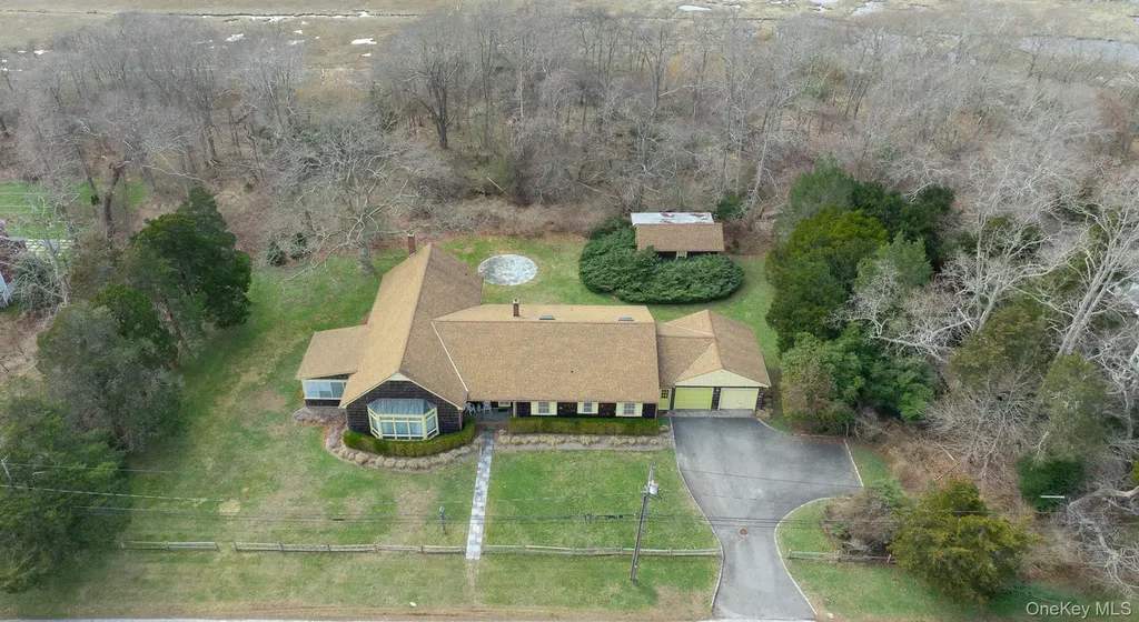 43 Halsey Road Remsenburg NY 11901