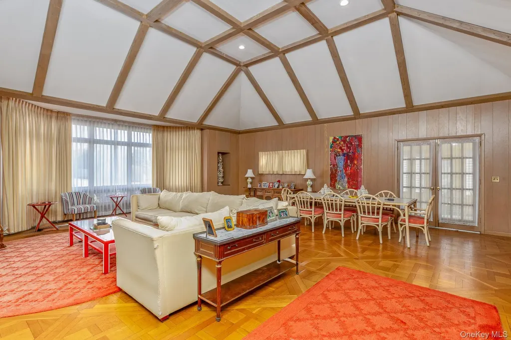 43 Halsey Road Remsenburg NY 11901