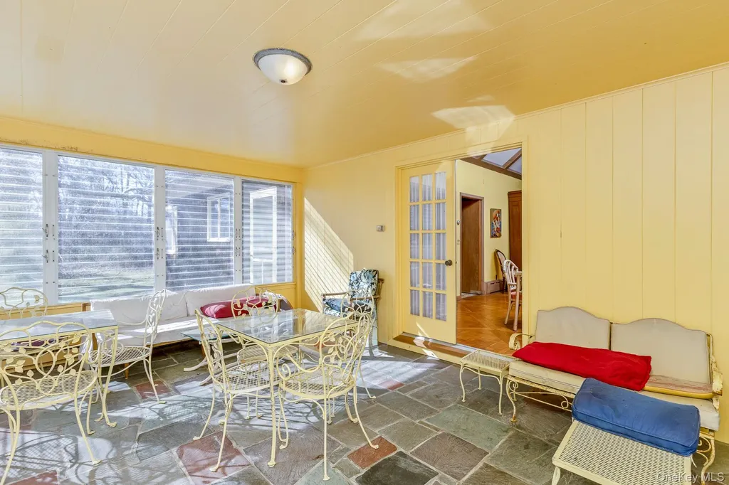43 Halsey Road Remsenburg NY 11901
