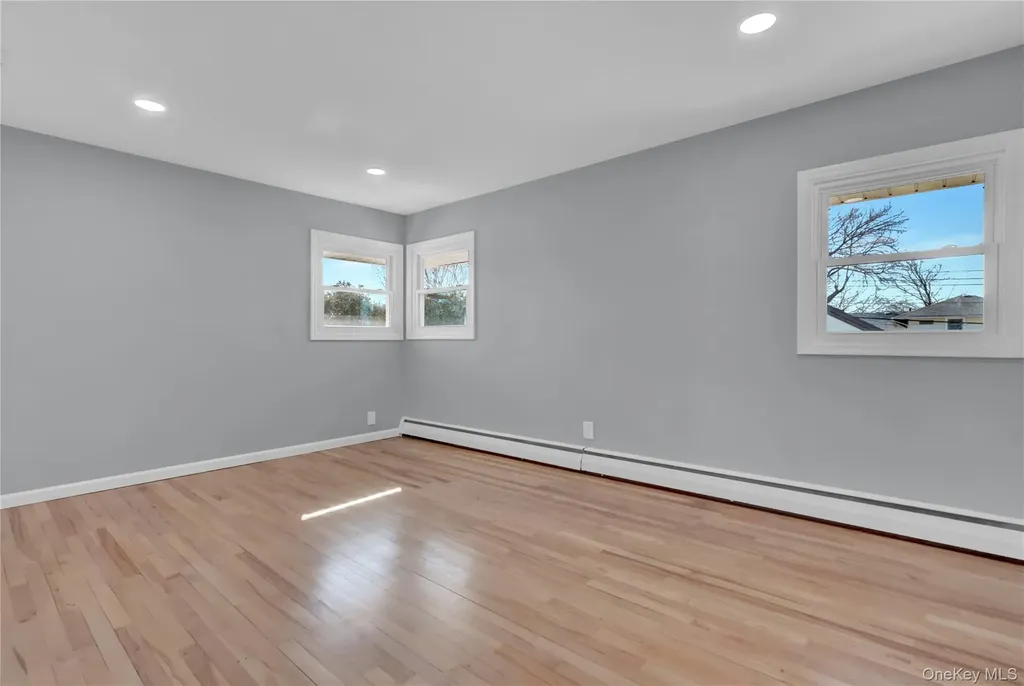 19 Gardenia Drive Commack NY 11725