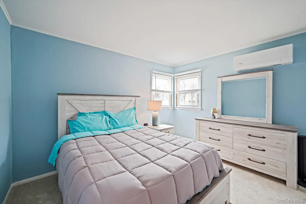 74 Argyle Drive Shirley NY 11967