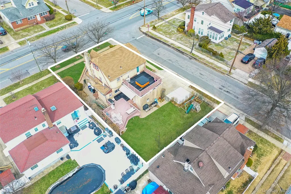 175 Rockaway Parkway Valley Stream NY 11580