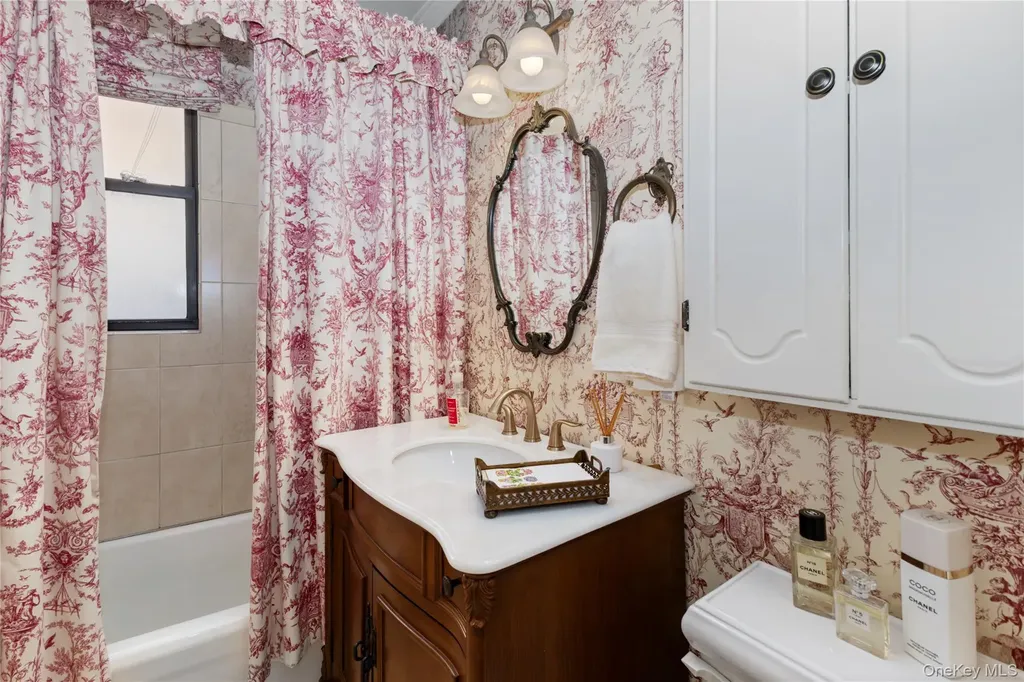 35 Parkview Avenue Bronxville NY 10708