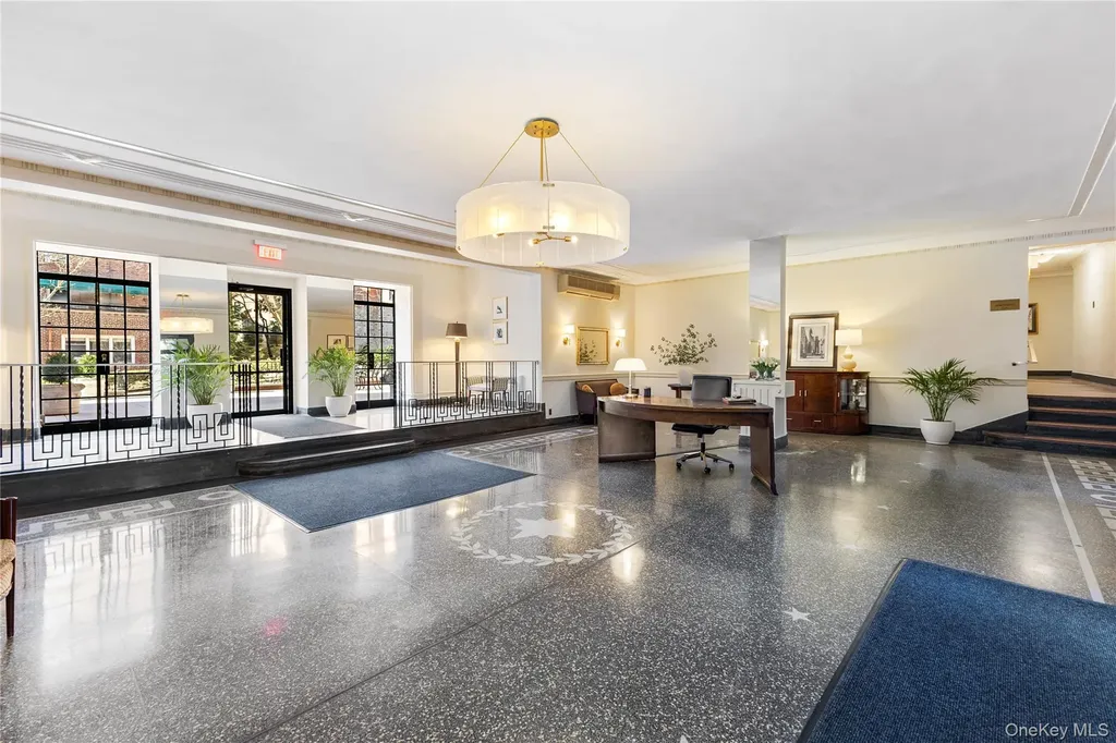 35 Parkview Avenue Bronxville NY 10708
