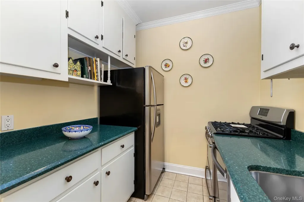 35 Parkview Avenue Bronxville NY 10708