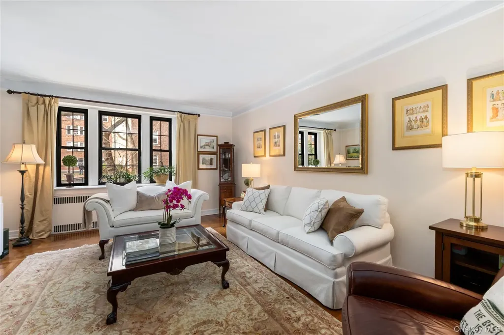 35 Parkview Avenue Bronxville NY 10708