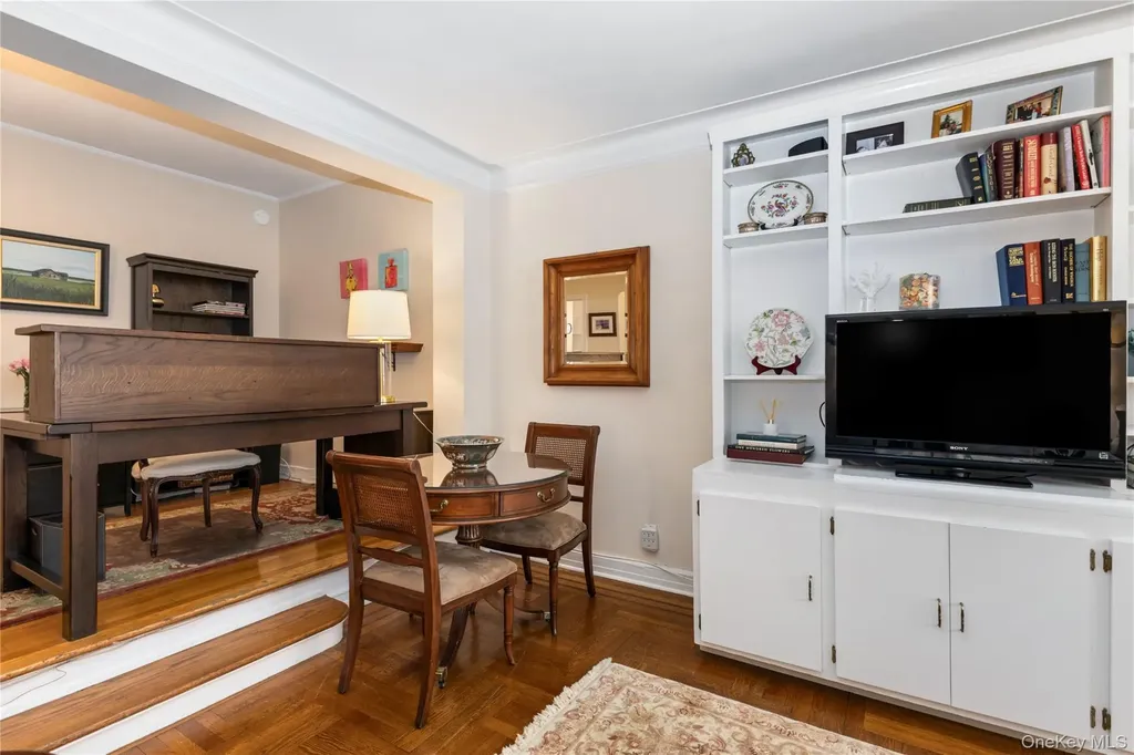 35 Parkview Avenue Bronxville NY 10708