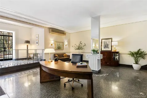 35 Parkview Avenue Bronxville NY 10708