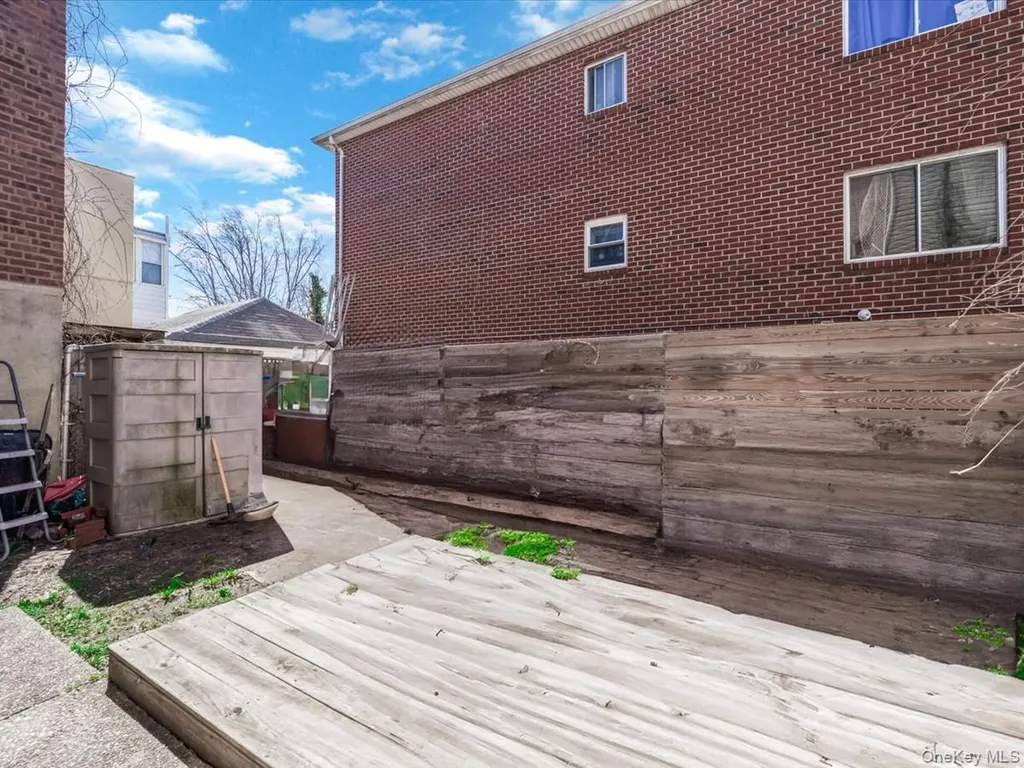 1969 Edison Avenue Bronx NY 10461