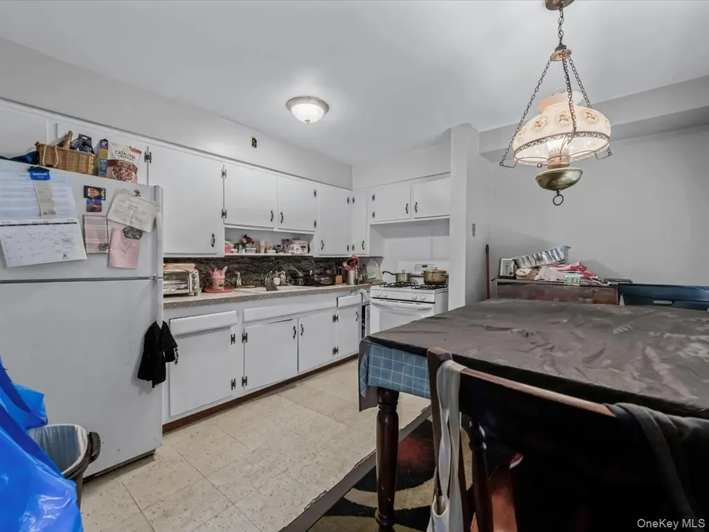 1969 Edison Avenue Bronx NY 10461