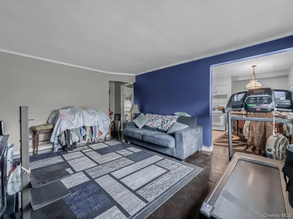 1969 Edison Avenue Bronx NY 10461