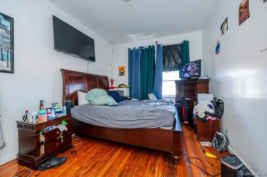 2918 Bruckner Boulevard Bronx NY 10465