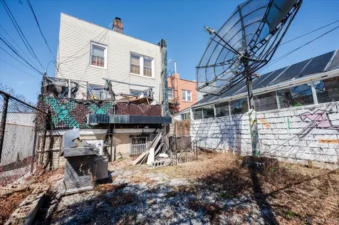2918 Bruckner Boulevard Bronx NY 10465