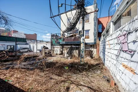 2918 Bruckner Boulevard Bronx NY 10465