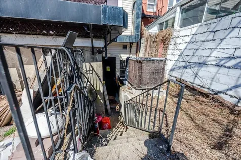 2918 Bruckner Boulevard Bronx NY 10465
