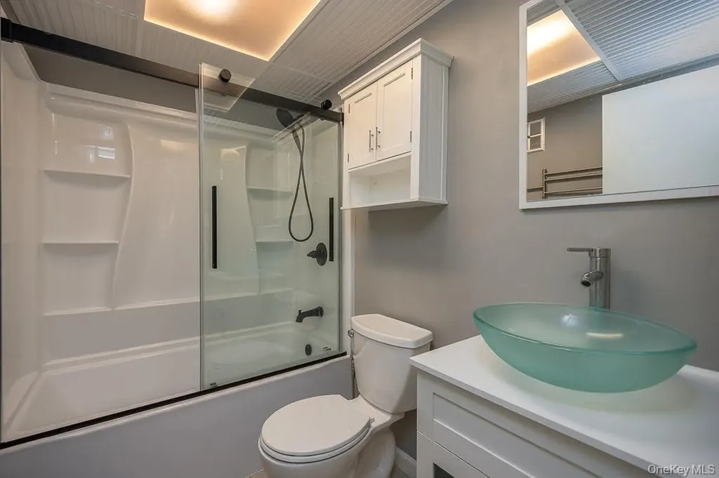 219 Fox Run Lane Carmel NY 10512