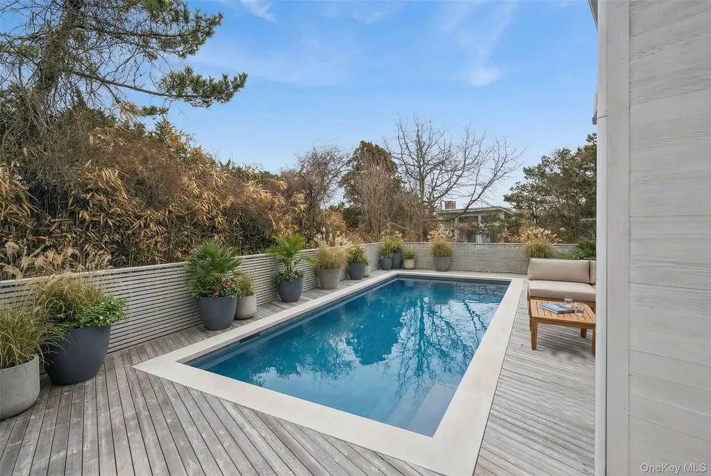 8 Ocean Lane Amagansett NY 11930