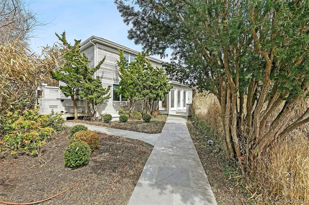 8 Ocean Lane Amagansett NY 11930