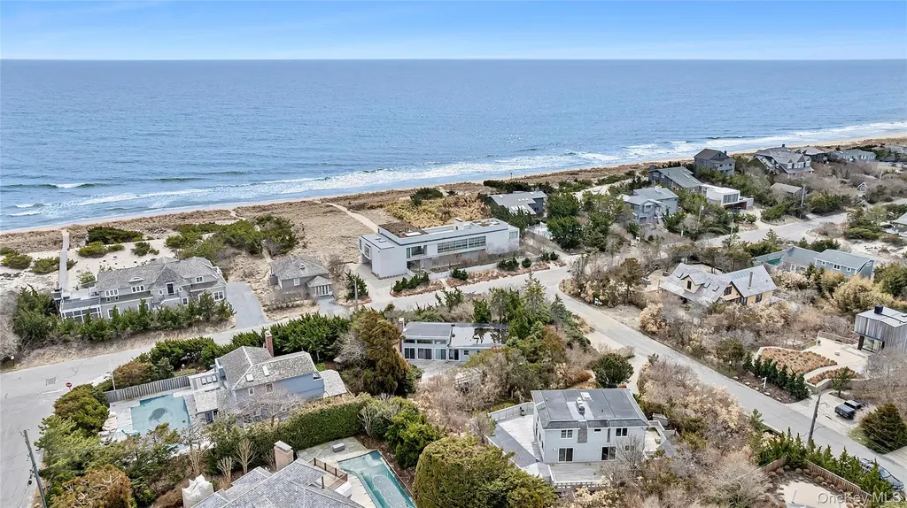 8 Ocean Lane Amagansett NY 11930