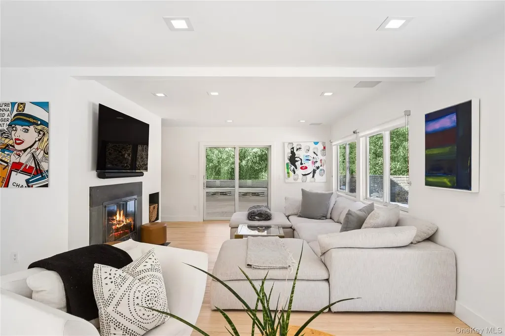 8 Ocean Lane Amagansett NY 11930