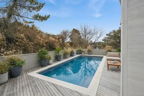 8 Ocean Lane Amagansett NY 11930