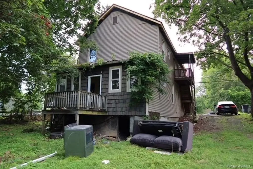 302 Tower Avenue Maybrook NY 12543