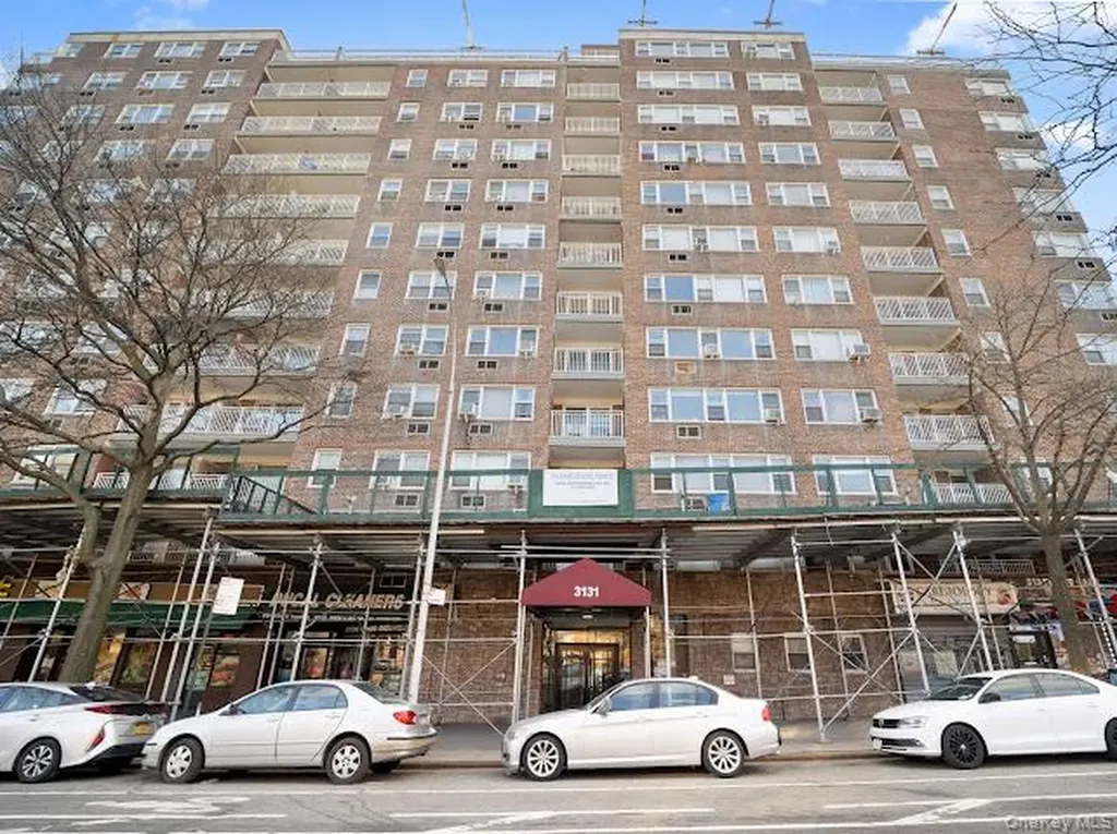 3131 Grand Concourse Bronx NY 10468
