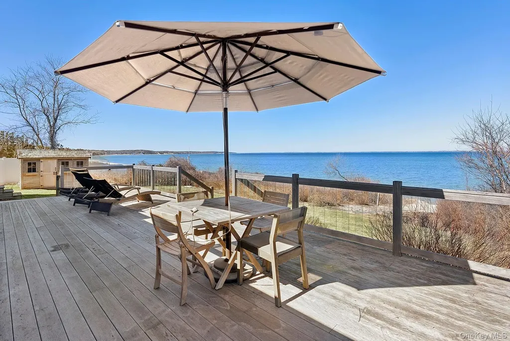 22 Peconic Crescent Hampton Bays NY 11946