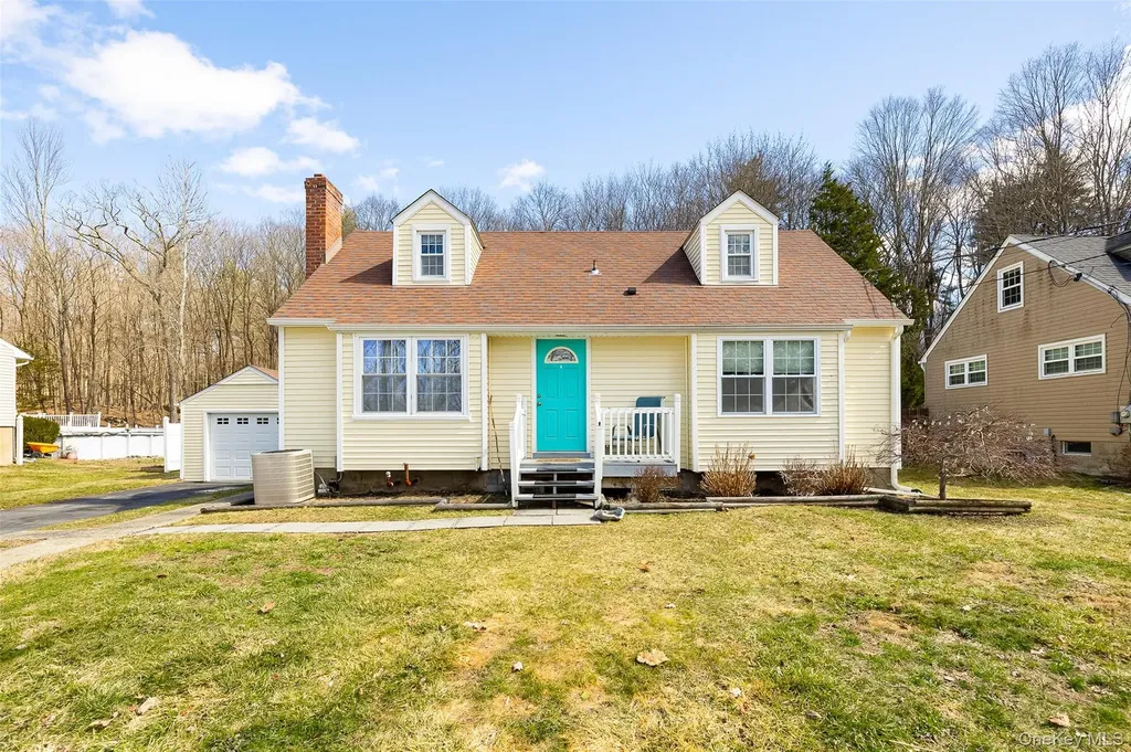 14 Van Wert Place Hyde Park NY 12538