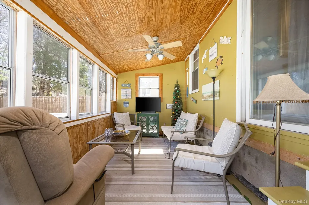 14 Van Wert Place Hyde Park NY 12538