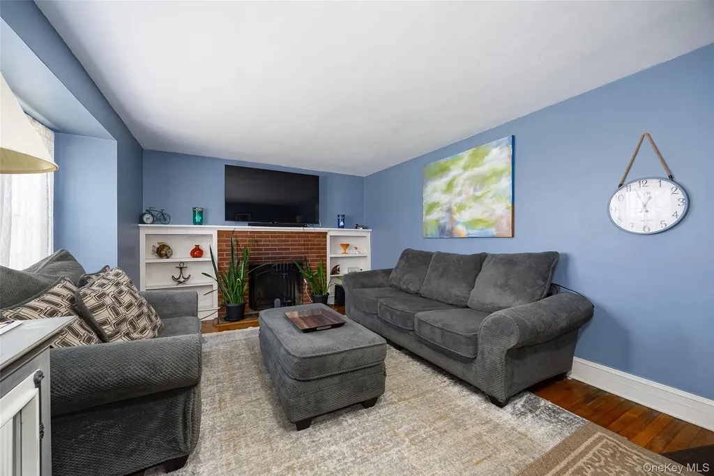 14 Van Wert Place Hyde Park NY 12538