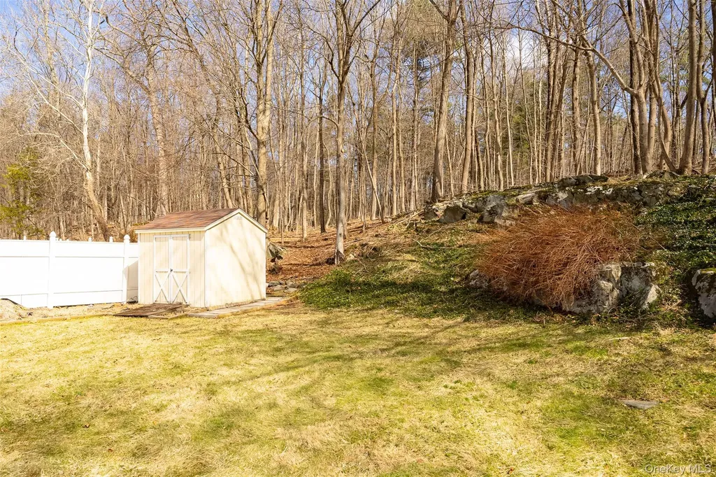 14 Van Wert Place Hyde Park NY 12538