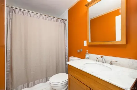 14 Van Wert Place Hyde Park NY 12538