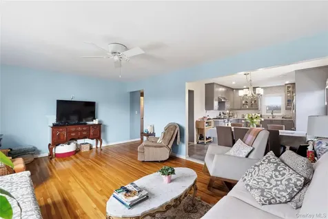115 Winfred Avenue Yonkers NY 10704