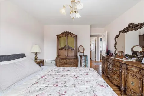 115 Winfred Avenue Yonkers NY 10704