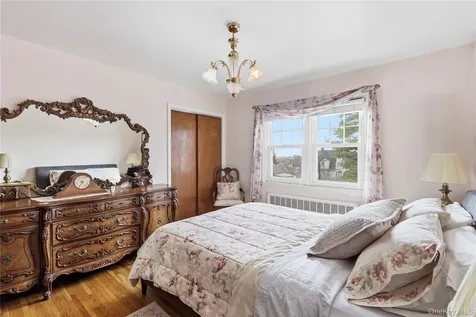115 Winfred Avenue Yonkers NY 10704