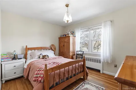 115 Winfred Avenue Yonkers NY 10704