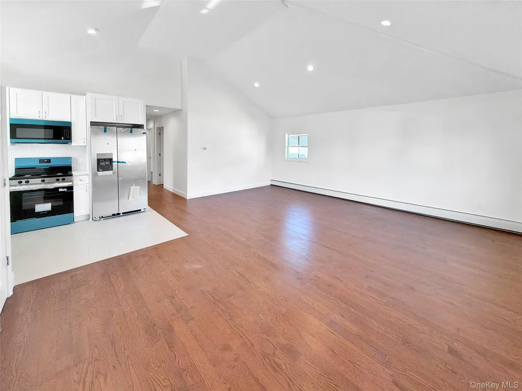 37 Lancaster Place Hempstead NY 11550
