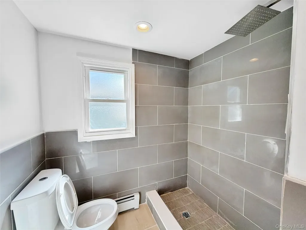 37 Lancaster Place Hempstead NY 11550
