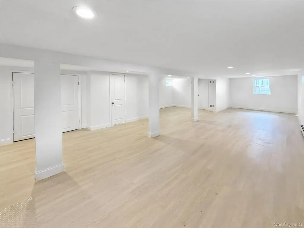 37 Lancaster Place Hempstead NY 11550