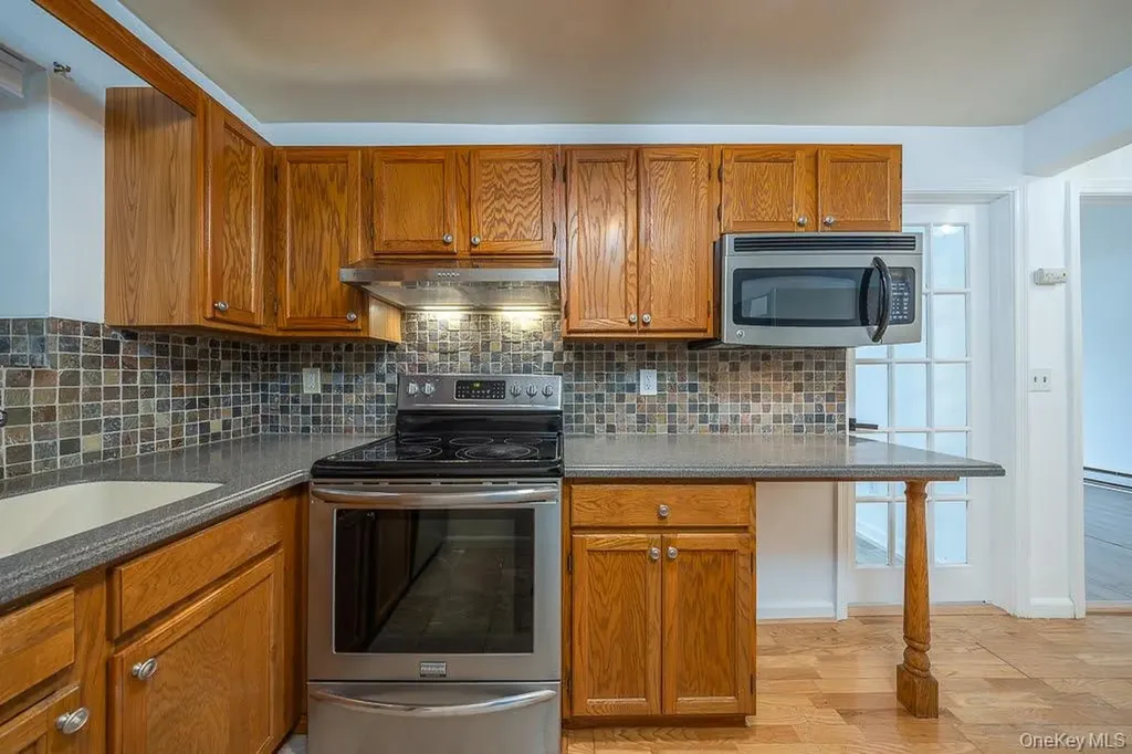 506 Fox Run Lane Carmel NY 10512