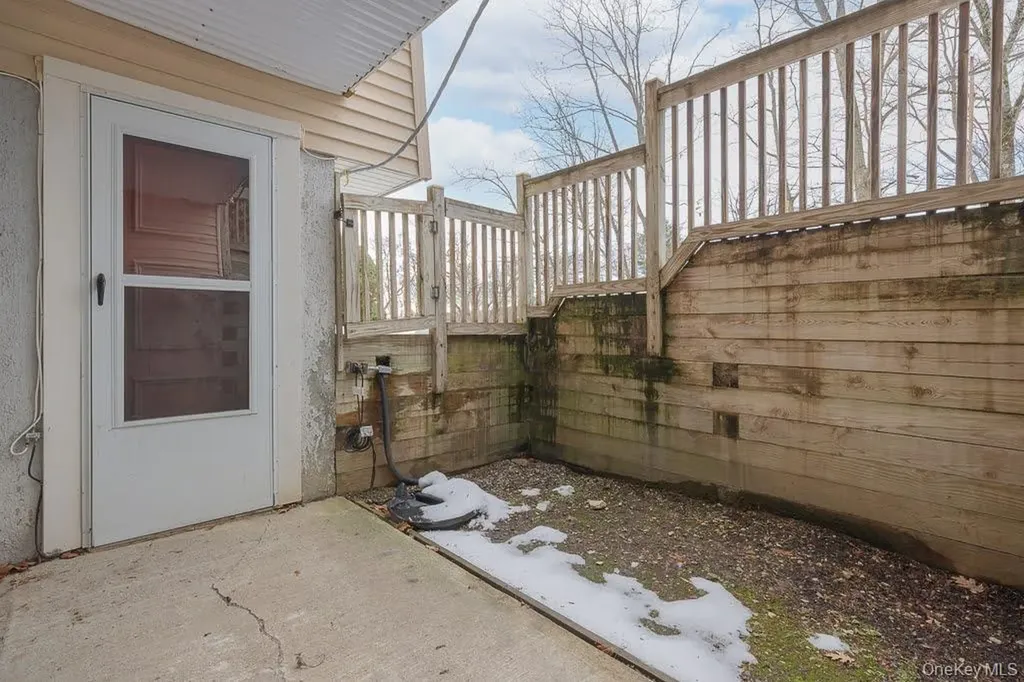 506 Fox Run Lane Carmel NY 10512